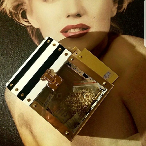 💥SALE!💥✨Cute Acrylic Transparent Crossbody - Picture 4 of 4